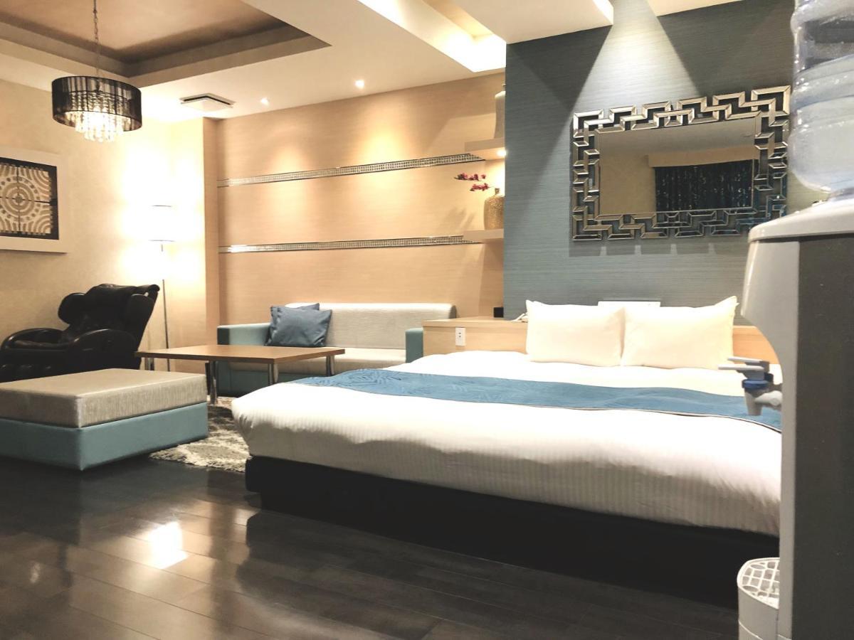 โรงแรม โรงแรมสแควร์ โกเท็มบะ